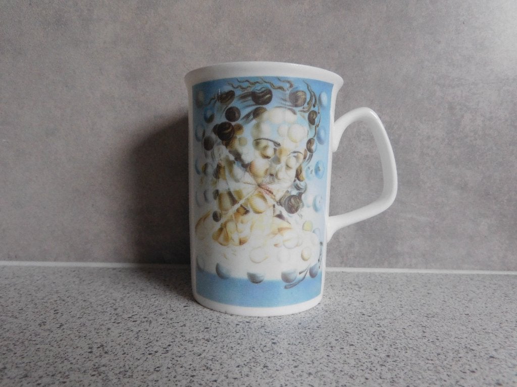Mok Galathea of the Spheres Salvador Dali Fine Bone China, Ophalen of Verzenden, Zo goed als nieuw, Overige stijlen, Kop(pen) en/of Schotel(s)