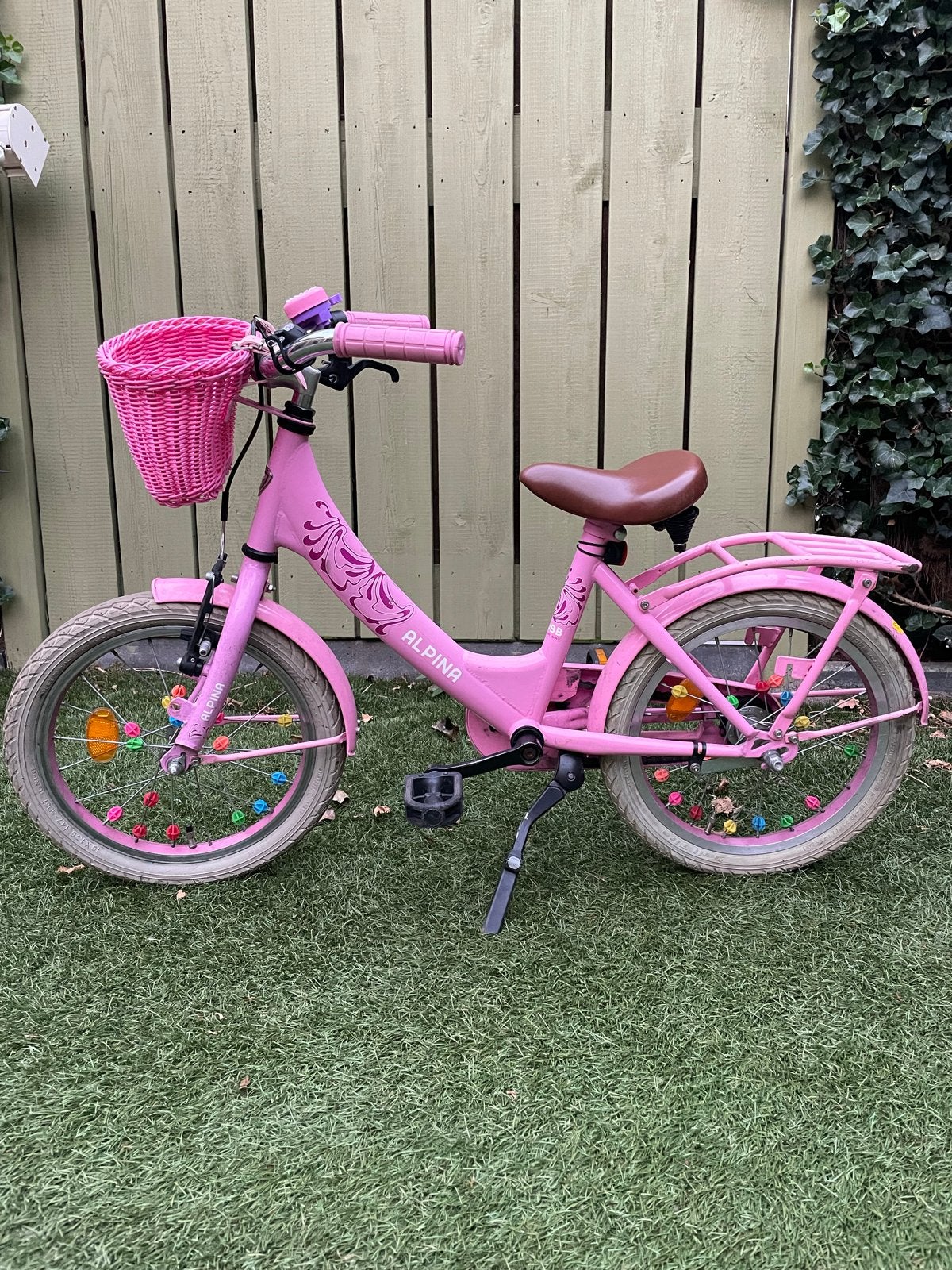 Alpina Club kinderfiets 16 inch roze met mandje, Ophalen, Gebruikt, Terugtraprem, 16 tot 20 inch