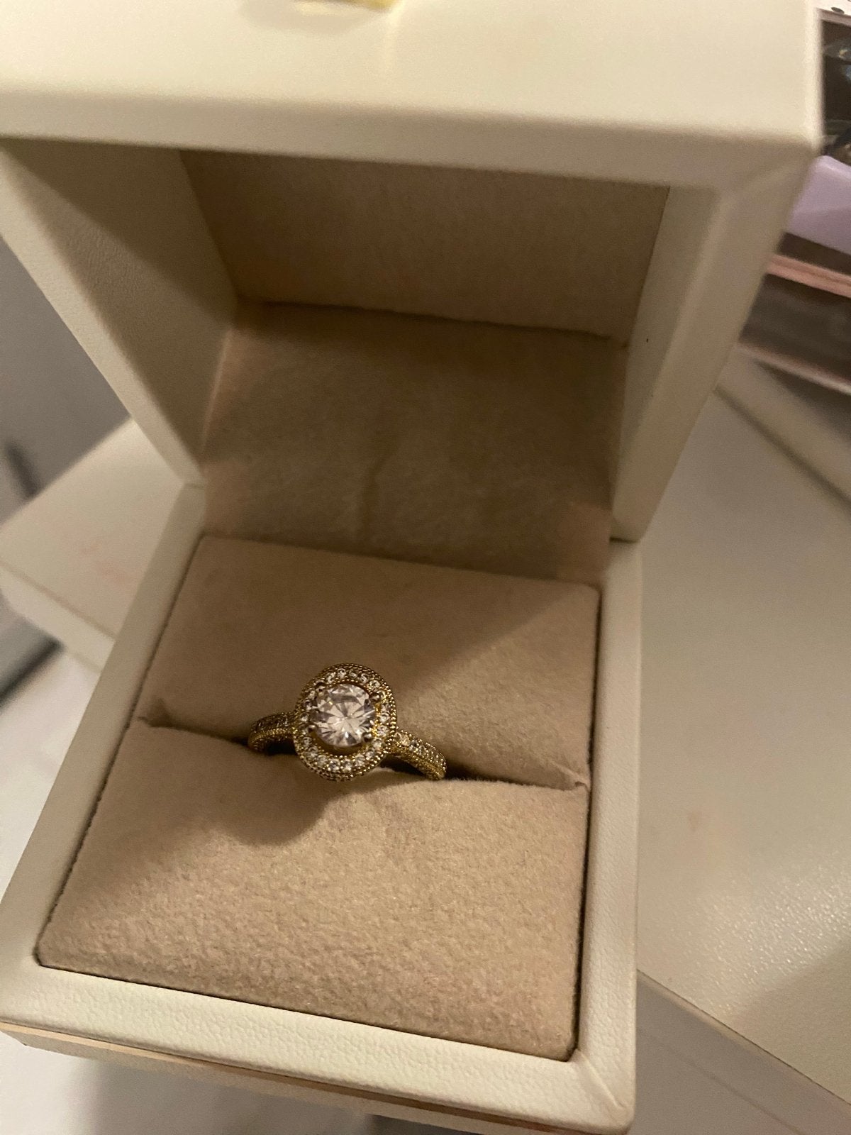 Prachtige Gouden Ring met Diamant - Zo Goed als Nieuw, Ophalen of Verzenden, Zo goed als nieuw, 17 tot 18, Met edelsteen