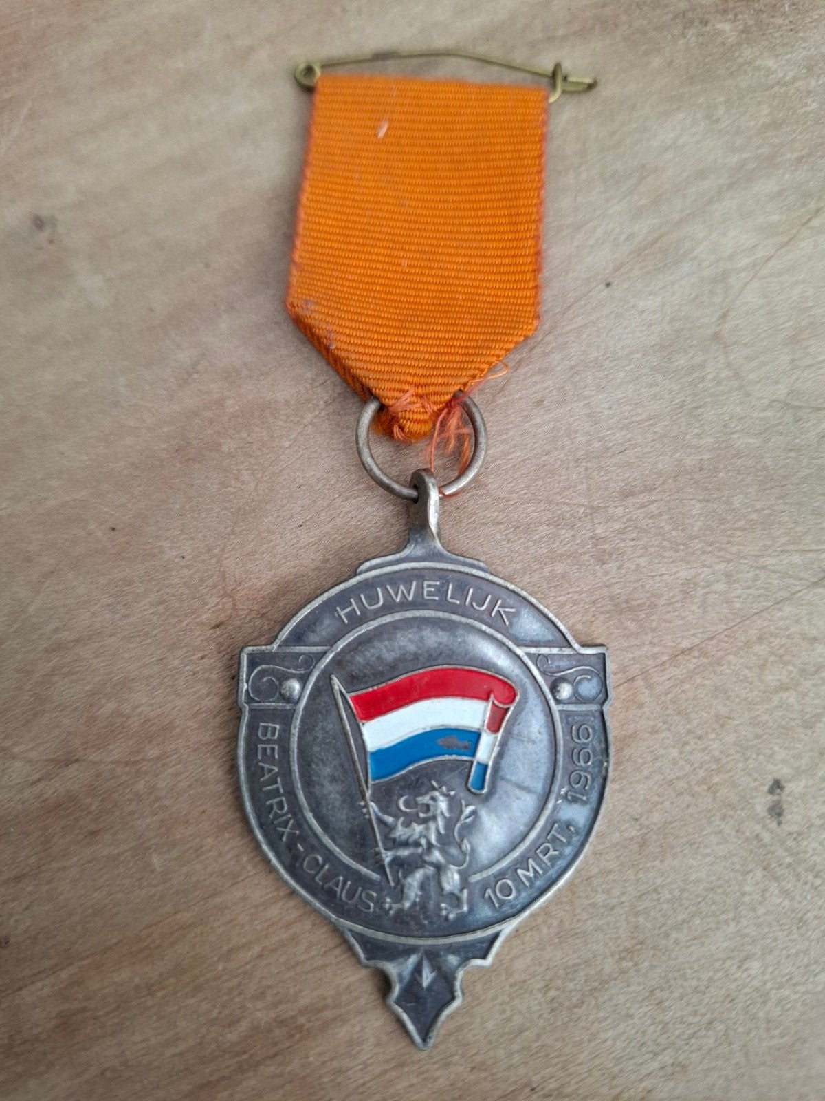 Huwelijksmedaille Beatrix & Claus - Driebergen-Rijsenburg, Ophalen of Verzenden