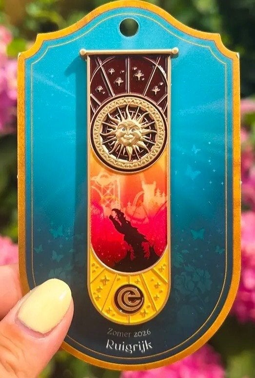 Efteling Zomer Pin, Ruigrijk Plein 2- 2026, Nieuw op Kaartje, Ophalen of Verzenden, Nieuw, Speldje of Pin
