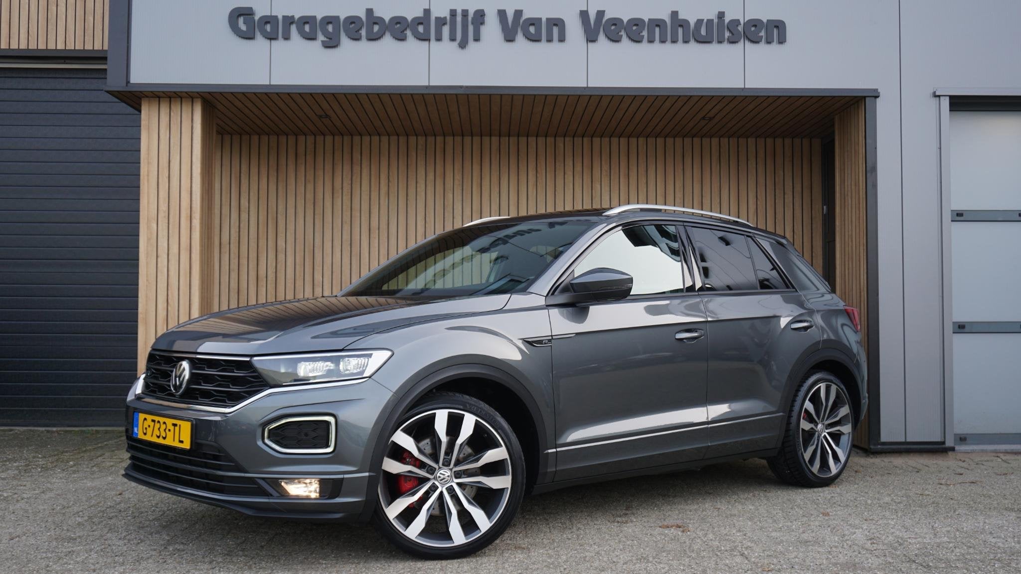 Volkswagen T-Roc 1.5 TSI 150pk R-Line & Sport Pano.dak Virtu, Stof, 4 cilinders, 150 pk, Origineel Nederlands