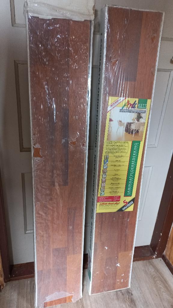 2 Pak Laminaat – totaal 3,2 M² Merbau H112, Ophalen, Overige materialen, 50 tot 150 cm, Nieuw