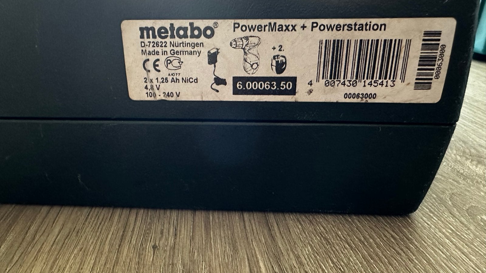 Metabo PowerMaxx Accuboormachine met oplader en koffer, Ophalen, Gebruikt, Minder dan 400 watt, Boor- en Schroefmachine