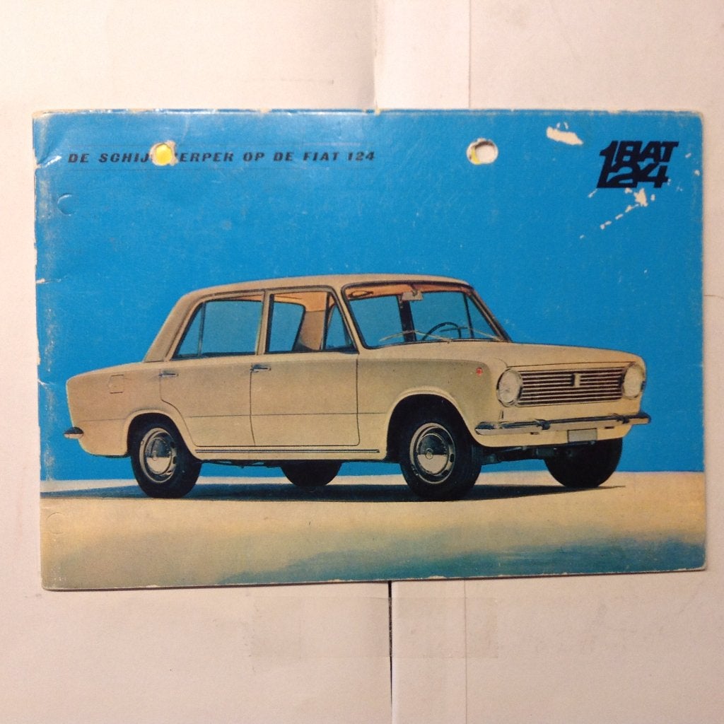 Fiat 124 "schijnwerper op de Fiat 124" boekje NL 24 blz, Ophalen of Verzenden, Gelezen, Overige merken
