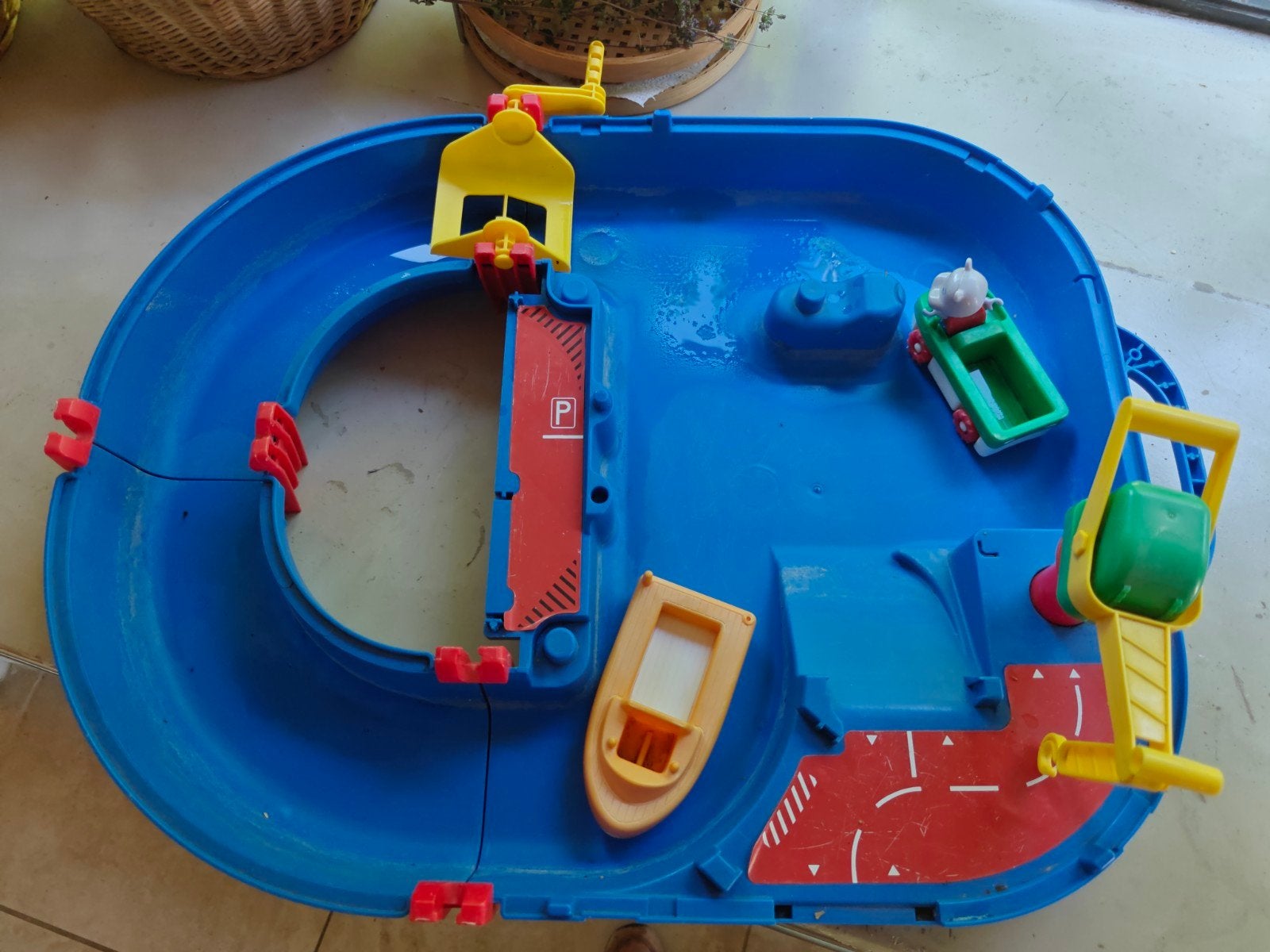 Waterbaan met bootje, auto en kraan, Ophalen of Verzenden, Gebruikt