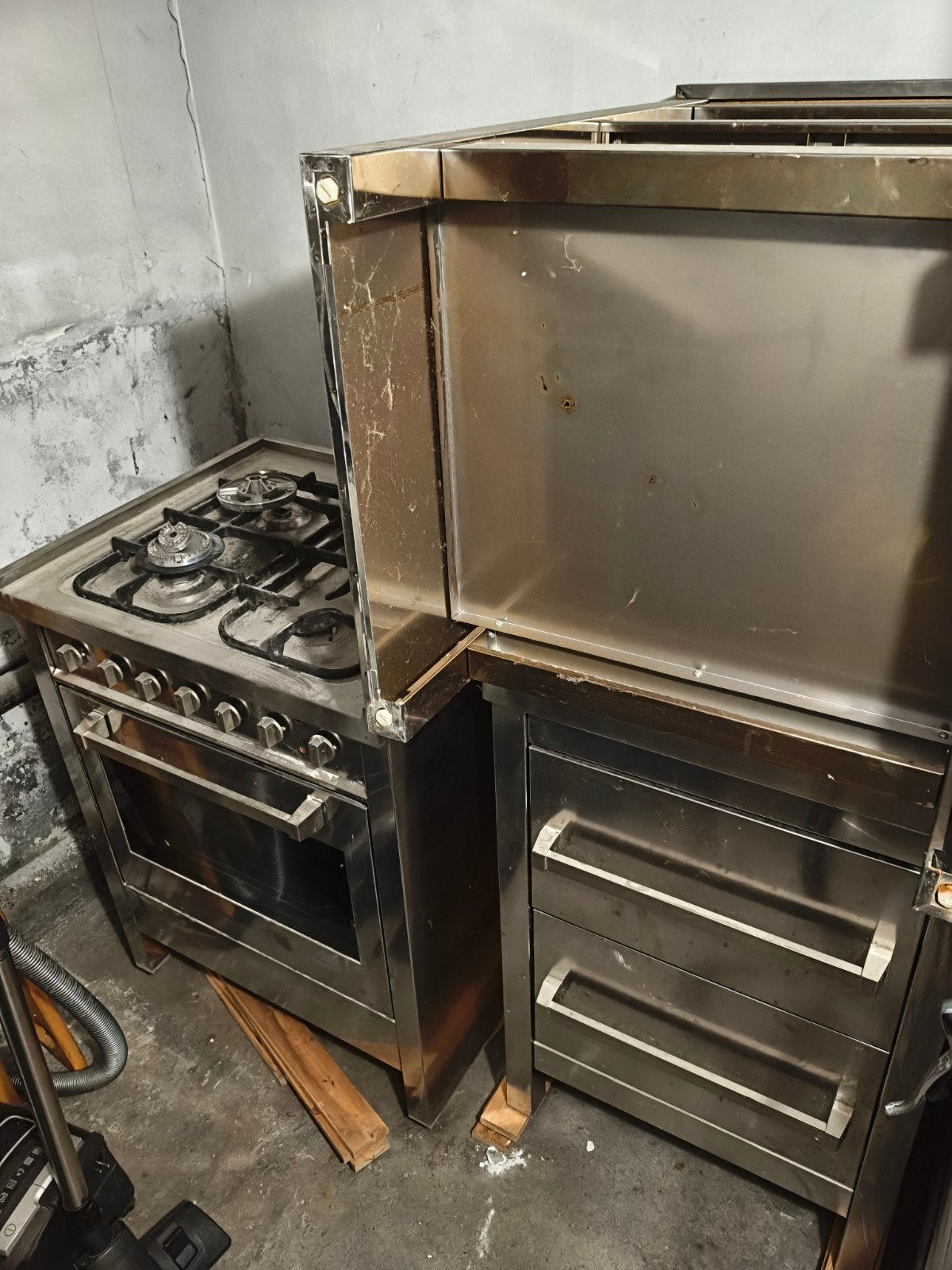 M-system Keukenmodule met Oven, Afzuigkap en Kraan, Witgoed en Apparatuur, Fornuizen, Nieuw, Gas, Vrijstaand, Hete lucht