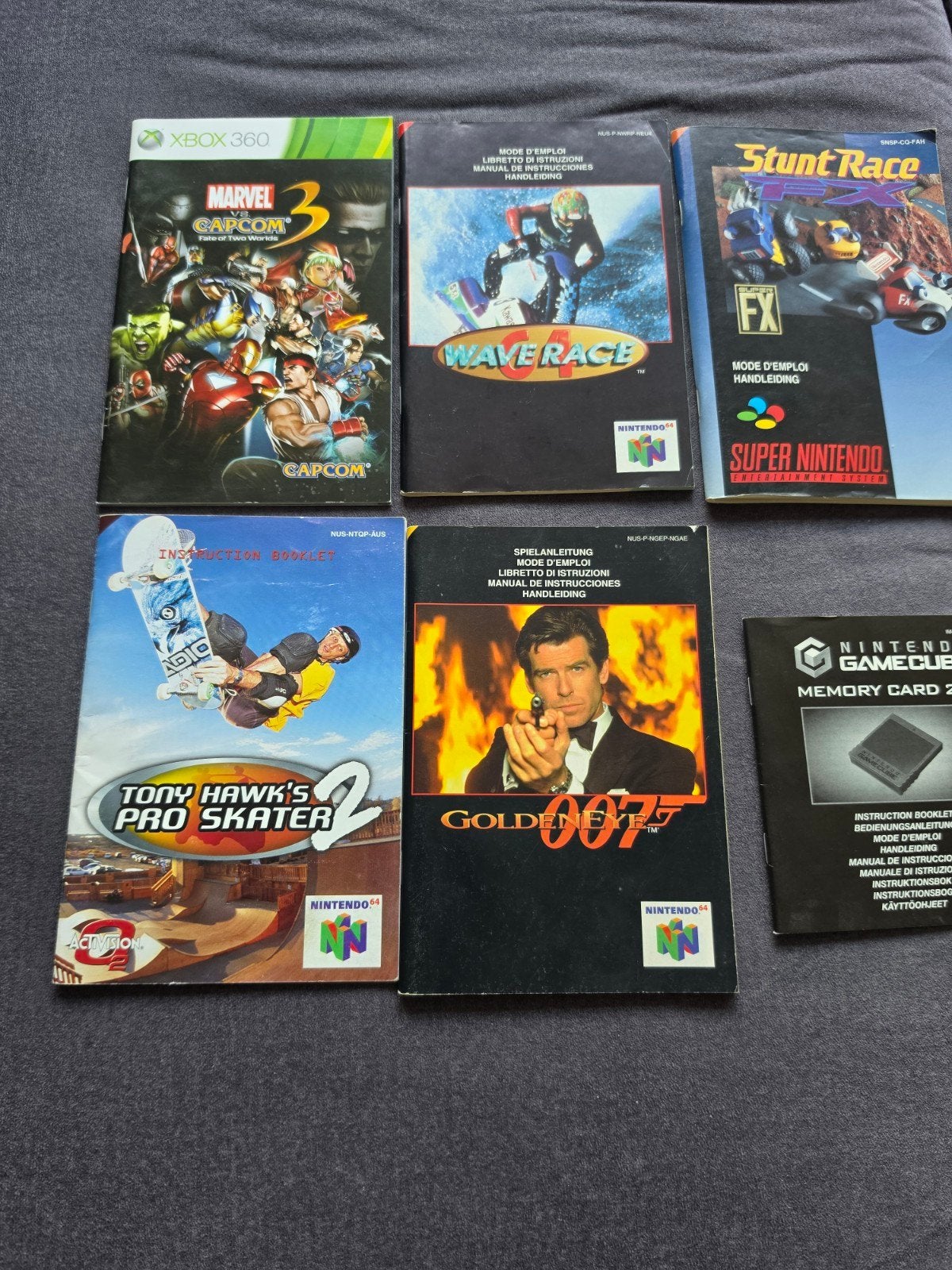Diverse Videogames:  boekjes SNES, N64, GameCube, Xbox 360, Ophalen of Verzenden