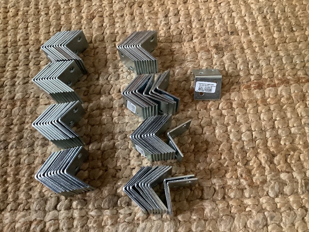 80 ijzeren versterkingshoek, verzinkt, 30 x 30 x 30 mm., Doe-het-zelf en Verbouw, IJzerwaren en Bevestigingsmiddelen, Ophalen