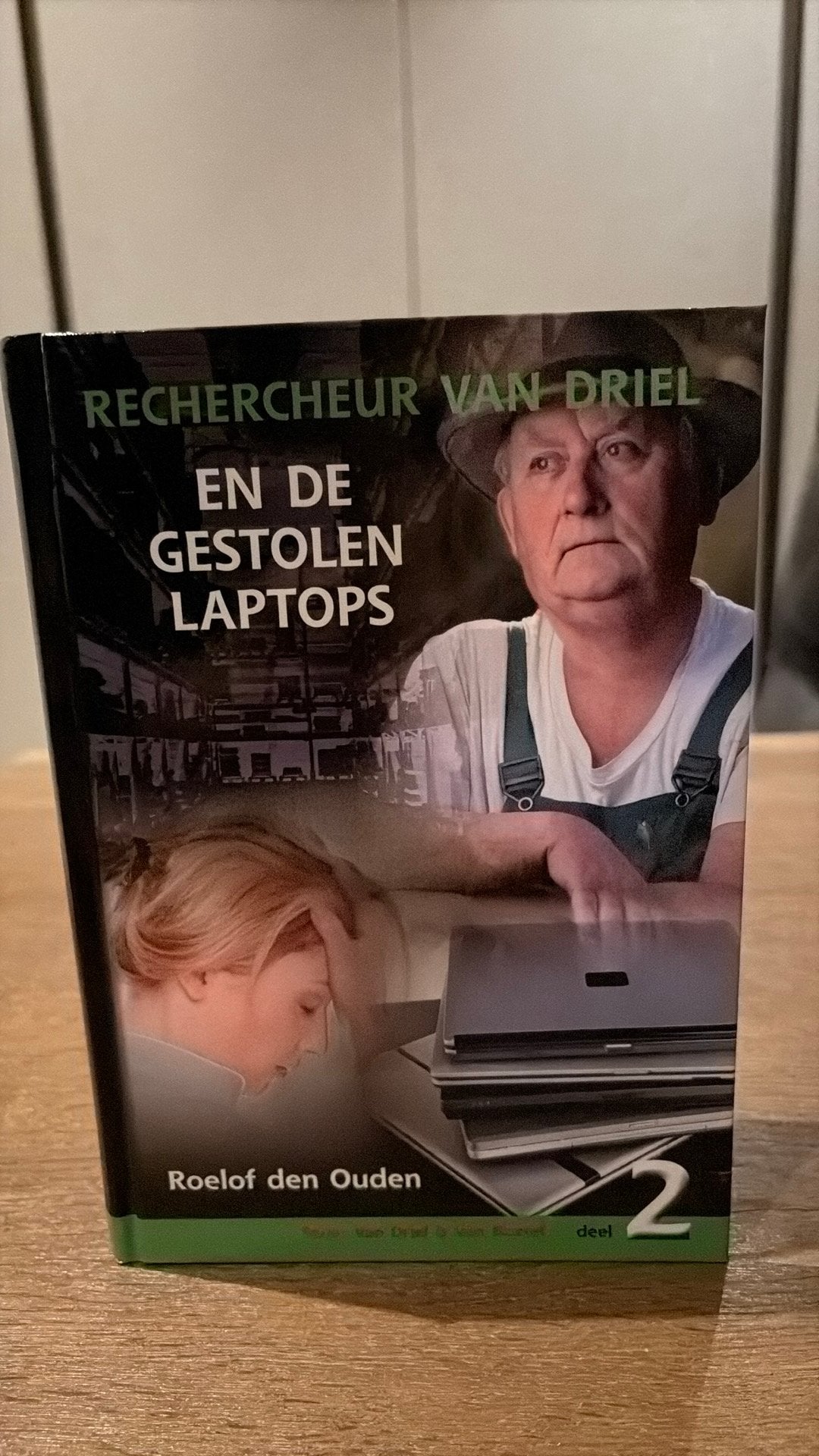 Rechercheur Van Driel en de gestolen laptops Deel 2 v Driel, Ophalen of Verzenden, Zo goed als nieuw, Roelof den Ouden