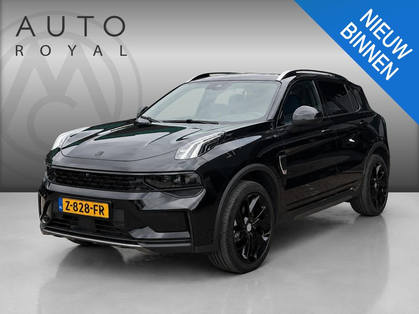 Lynk & Co 01 1.5 BLACK EDITION | PANORAMADAK | 360 CAMERA |, Euro 6, Zwart, Bedrijf, 1854 kg