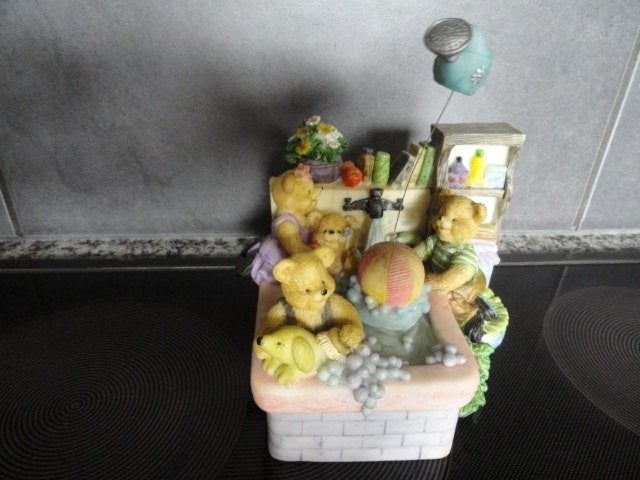 Speeldoos Sankyo Playful Bears Music Box It's A Small World, Verzamelen, Verzenden, Zo goed als nieuw