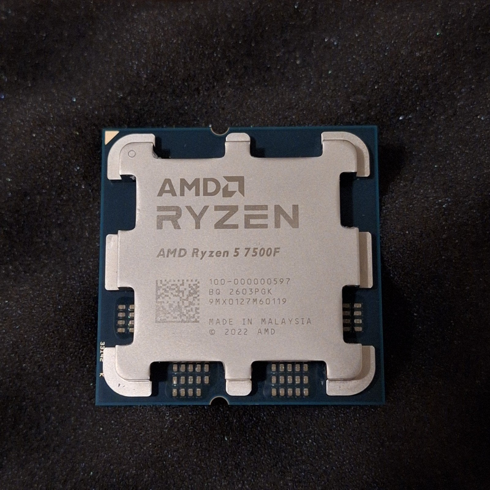 Ryzen 5 7500f met Cooler Master Hyper 212, Computers en Software, 6-core, Zo goed als nieuw, Socket AM5, 3 tot 4 Ghz