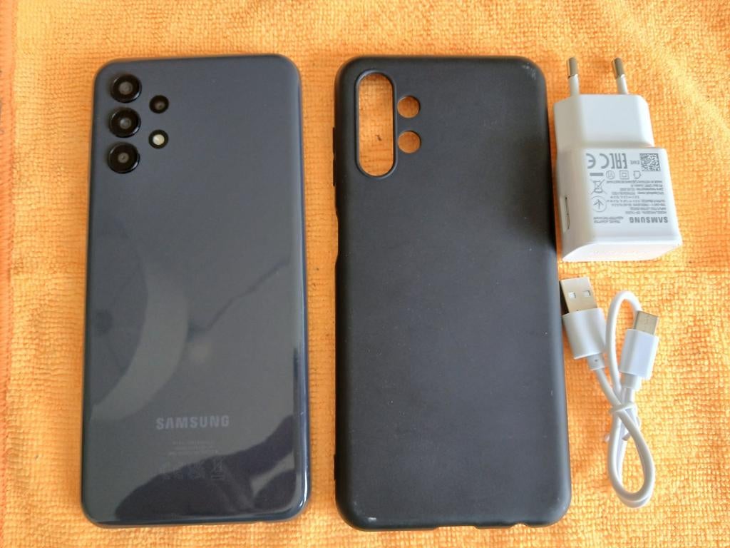 Samsung A13 4G (Zwart) 4/128GB DualSim met hoesje en lader, Telecommunicatie, Mobiele telefoons | Samsung, Ophalen, Zwart, Touchscreen
