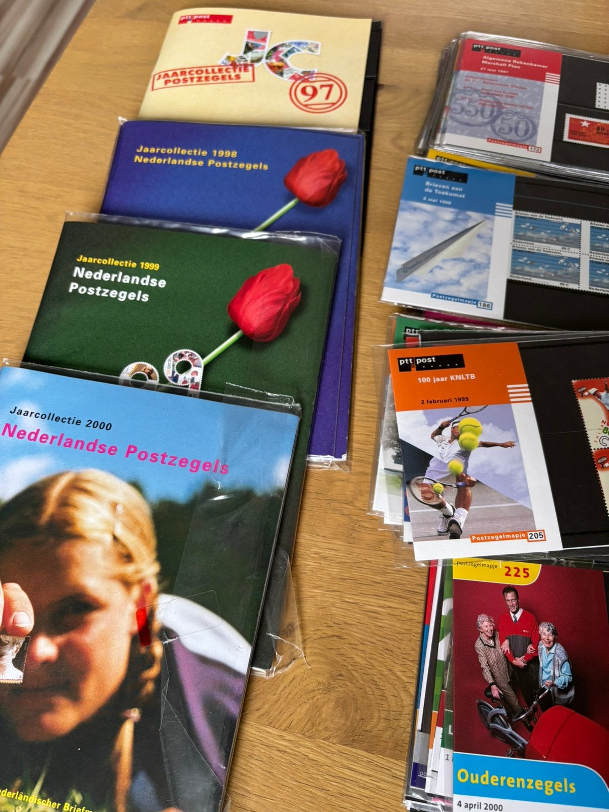 Jaarcollecties mapjes enz postzegels, Postzegels en Munten, Postzegels | Nederland, Ophalen of Verzenden