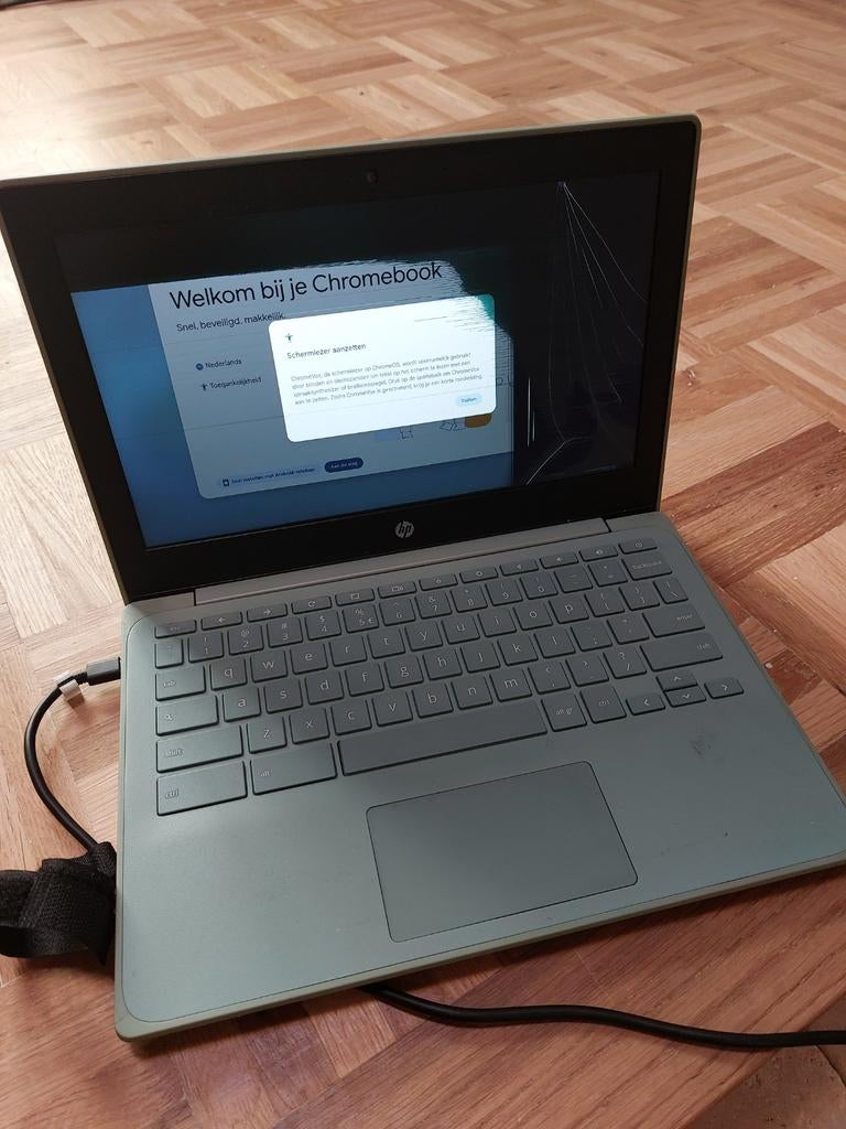 HP Chromebook met kapot scherm - Ideaal voor onderdelen, Diversen, Ophalen of Verzenden, Gebruikt