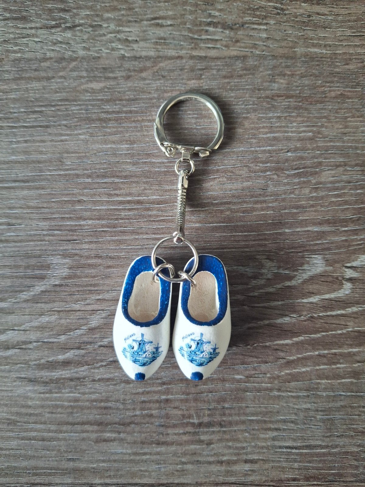 Sleutelhanger met klompjes  Delfts blauw Holland souvenir, Ophalen of Verzenden, Nieuw, Overige typen