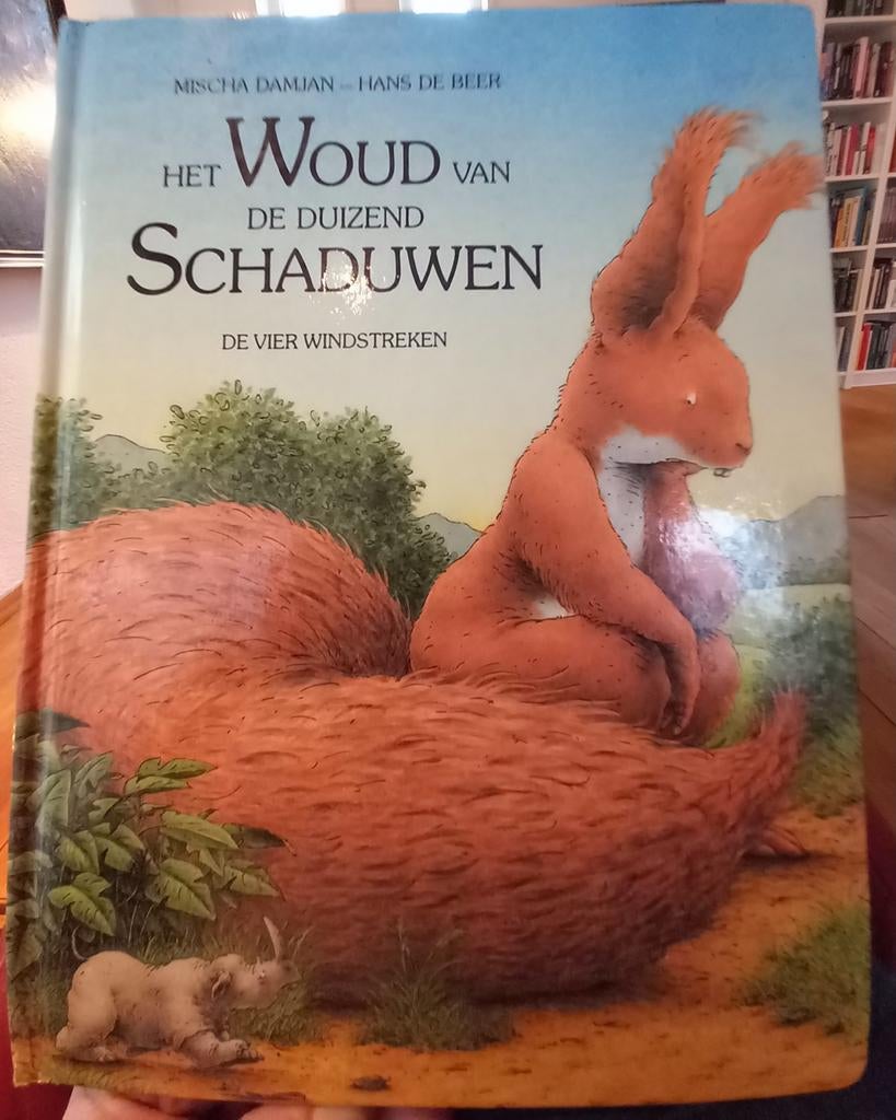 Het Woud van de Duizend Schaduwen, Ophalen of Verzenden, Zo goed als nieuw, Fictie algemeen
