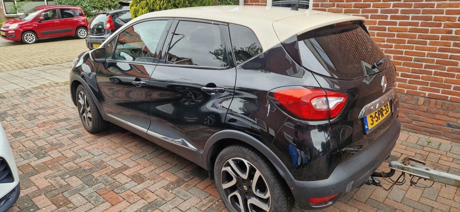 Renault Captur 0.9 TCE 90 2013 Zwart, Auto's, Renault, Voorwielaandrijving, 898 cc, Stof, Origineel Nederlands