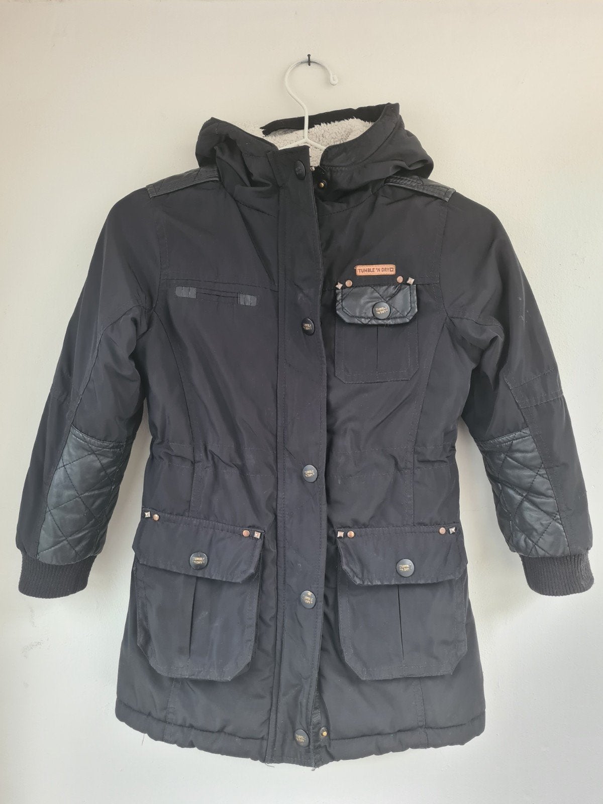 Zwarte Tumble 'n Dry jas 116 voor meisjes, maat 128, Tumble 'n Dry, Gebruikt, Meisje, Ophalen of Verzenden