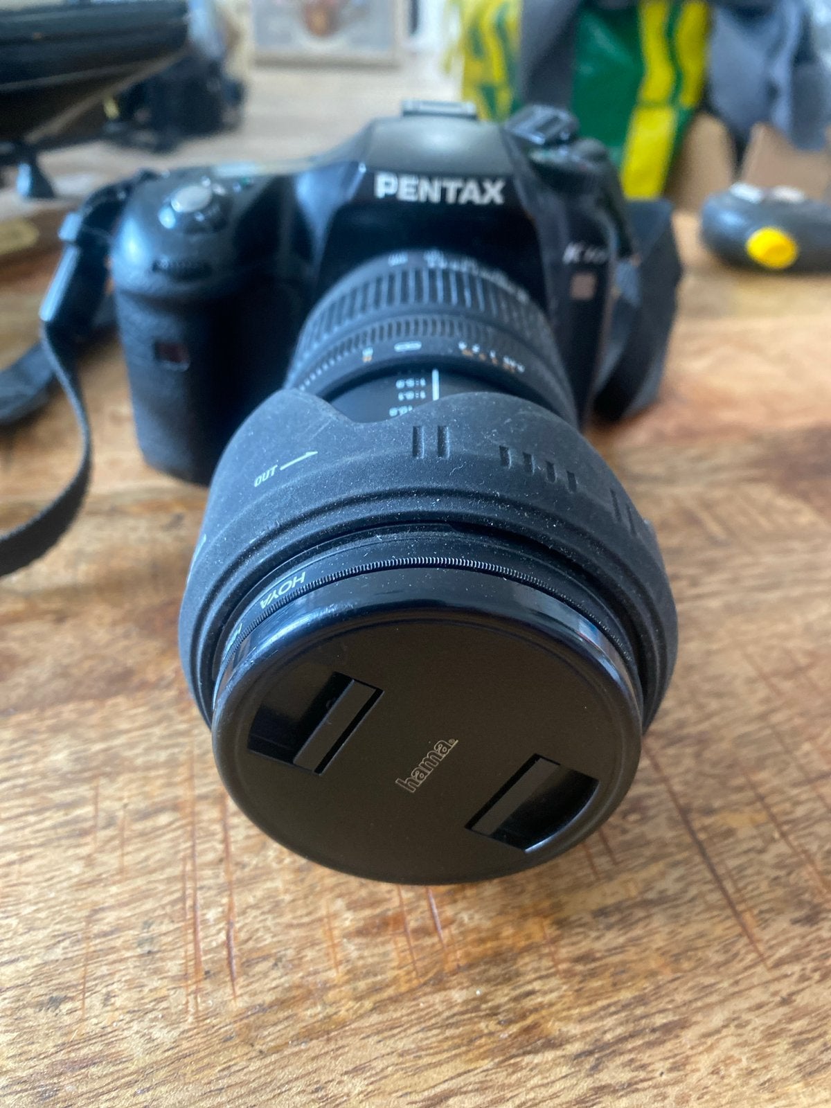 Pentax K10D Spiegelreflexcamera met Sigma 18-200mm lens, Ingebouwde flitser, Gebruikt, Spiegelreflex, Ophalen of Verzenden
