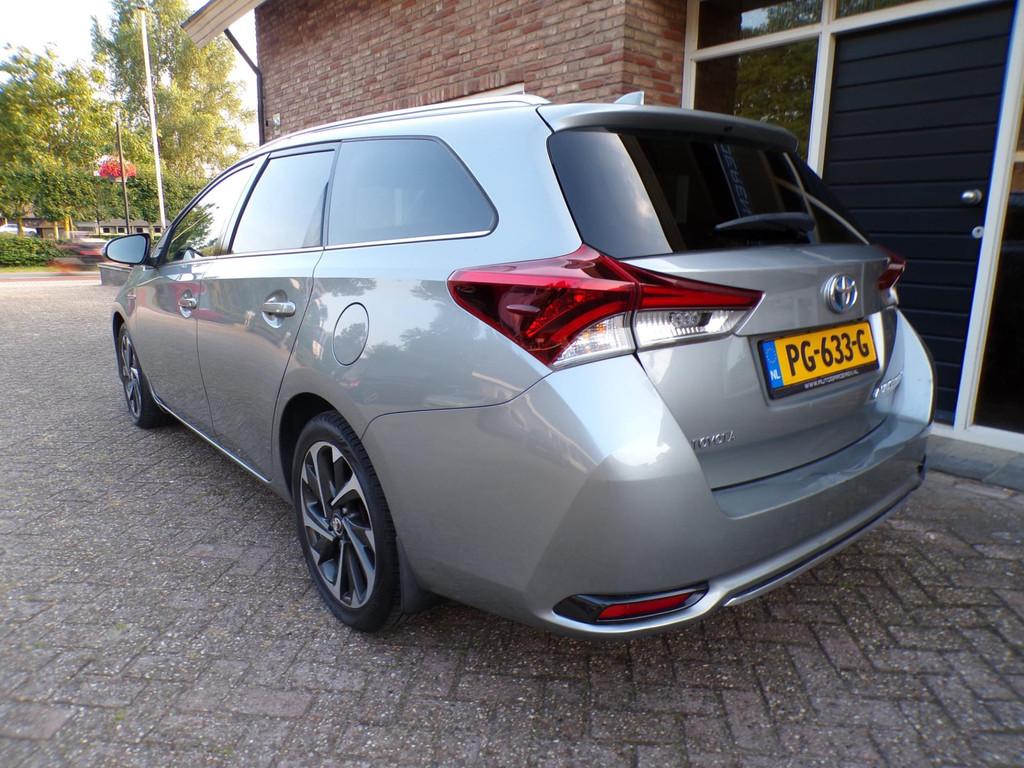 Toyota Auris Touring Sports 1.8 Hybrid Dynamic, Stof, Gebruikt, 49 €/maand, 25 km/l