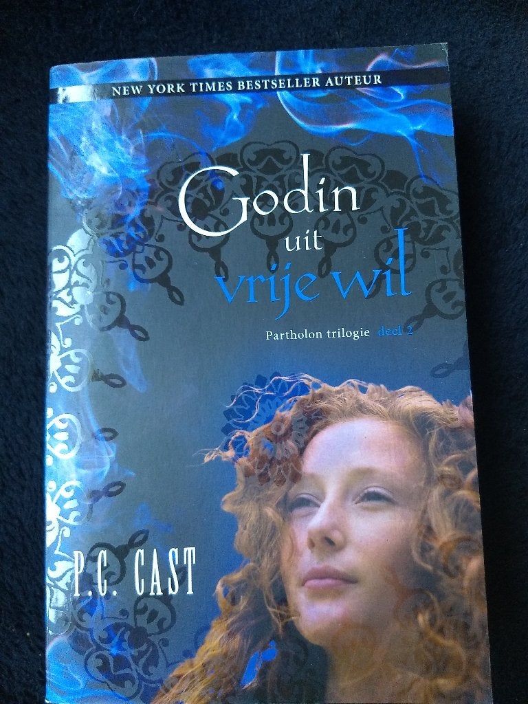 P.C. Cast, Godin uit vrije wil, Boeken, Ophalen of Verzenden, Gelezen