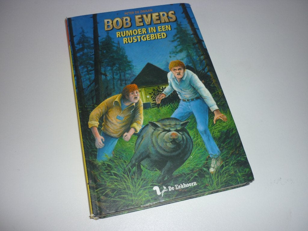 Peter de Zwaan: Rumoer in een rustgebied (Bob Evers deel 50), Ophalen of Verzenden, Zo goed als nieuw