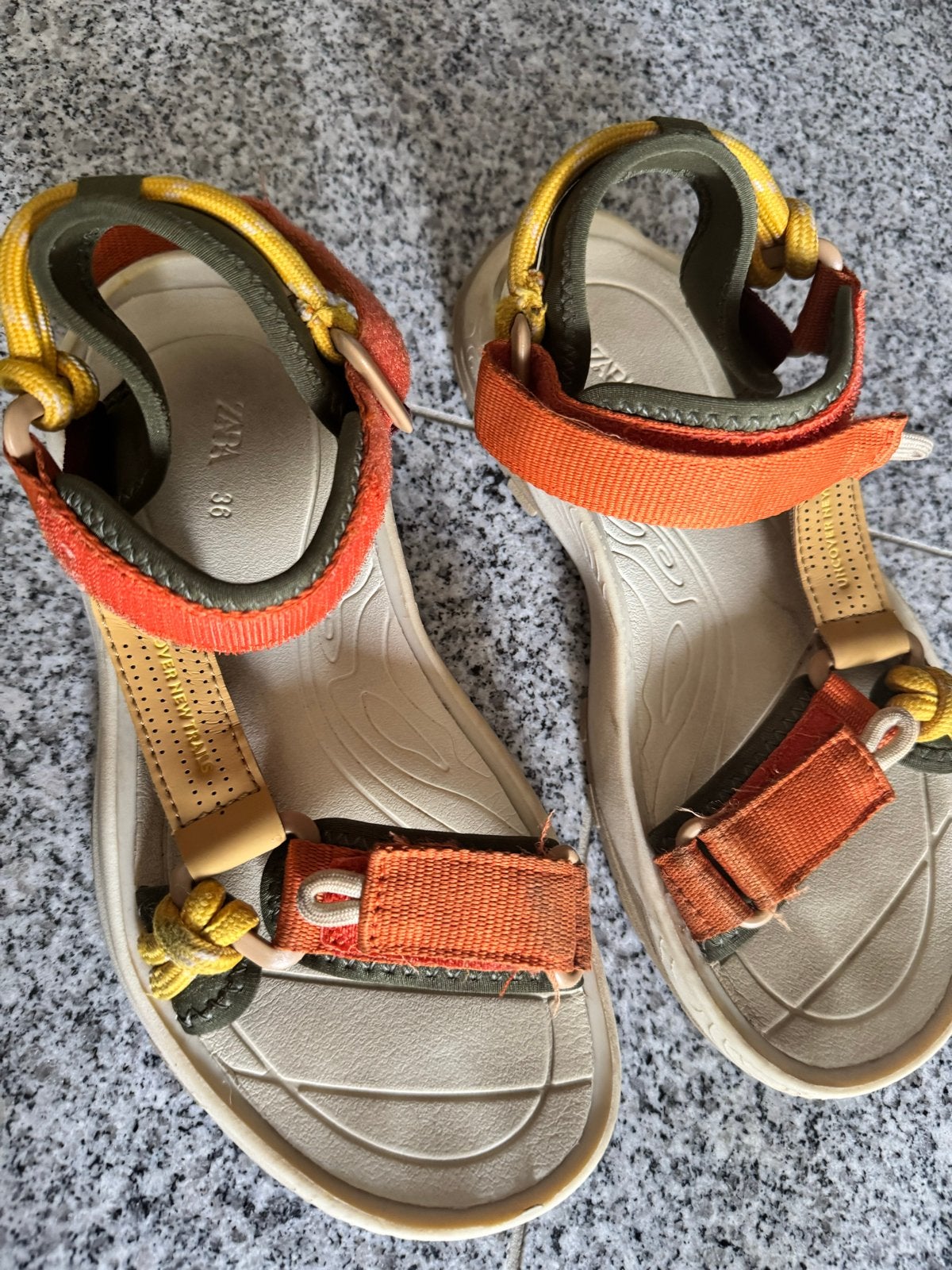 Zara Jongens Sandalen Maat 36 - Comfortabel & Stoer, Ophalen of Verzenden, Gebruikt, Jongen