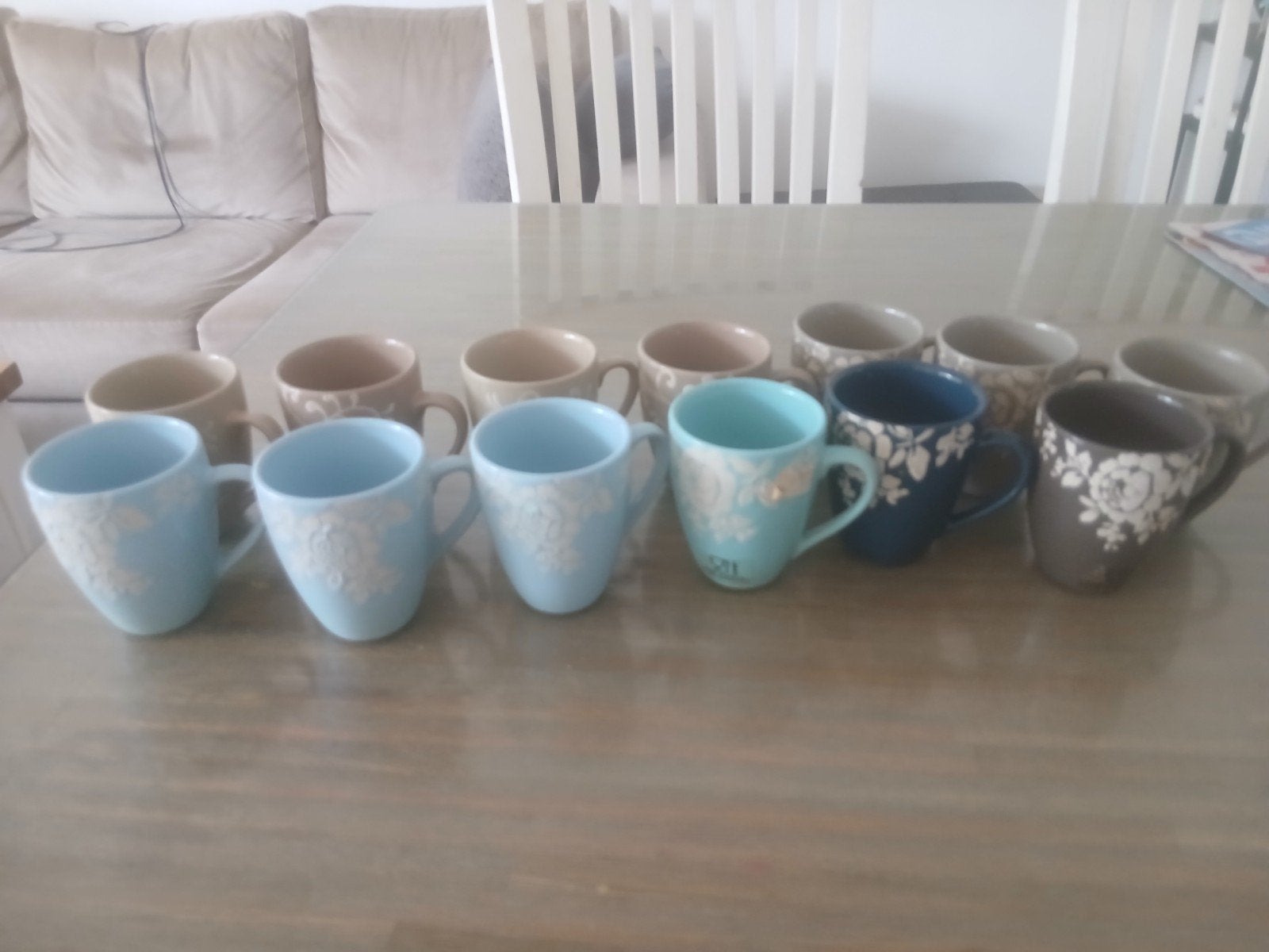 Mokken met bloemmotief - Diverse kleuren, Gebruikt, Keramiek, Modern, Mok