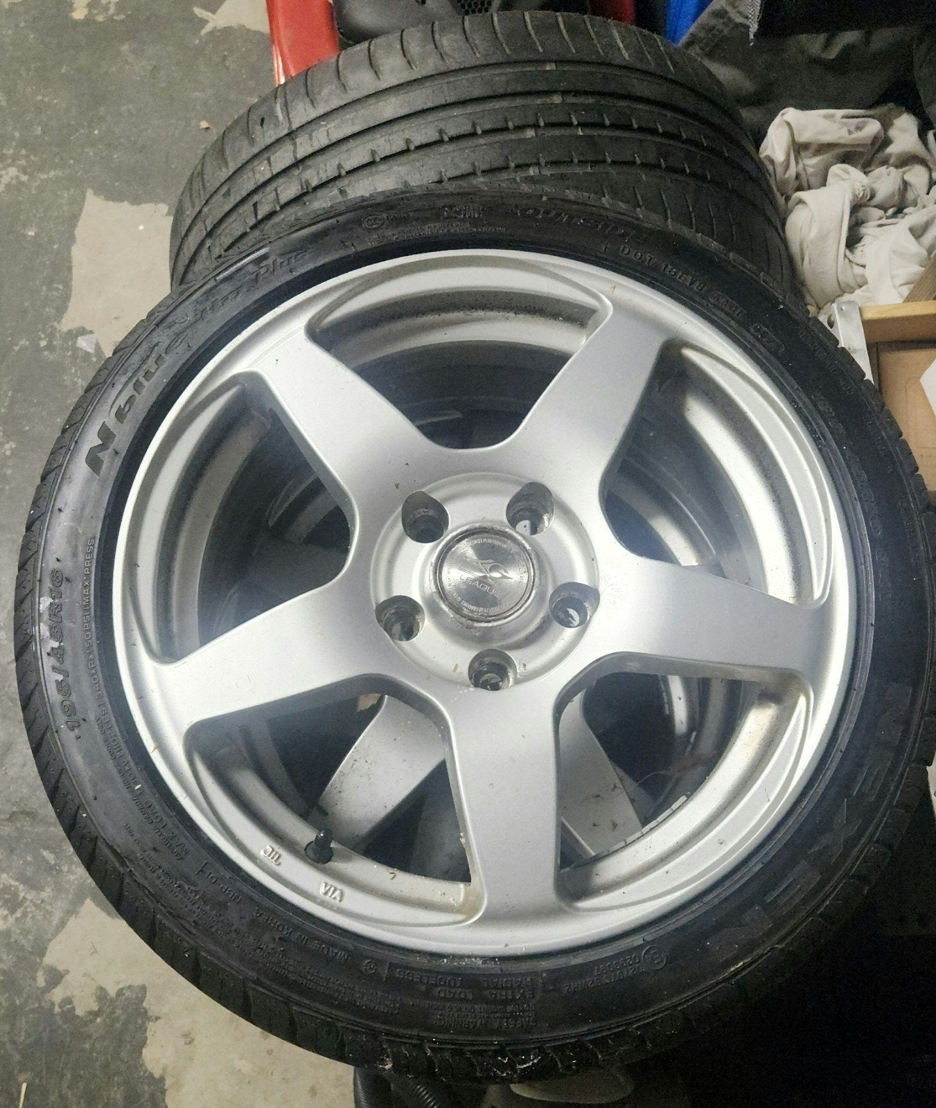 League 16 inch velgen met bijna nieuwe banden 5x112, Ophalen, Gebruikt, 16 inch, Banden en Velgen