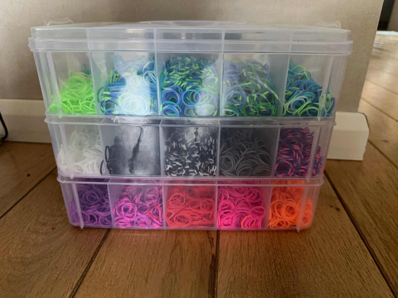 Loombandjes inclusief houder en accessoires, Gebruikt, Meerkleurig, Ophalen of Verzenden, Rubber