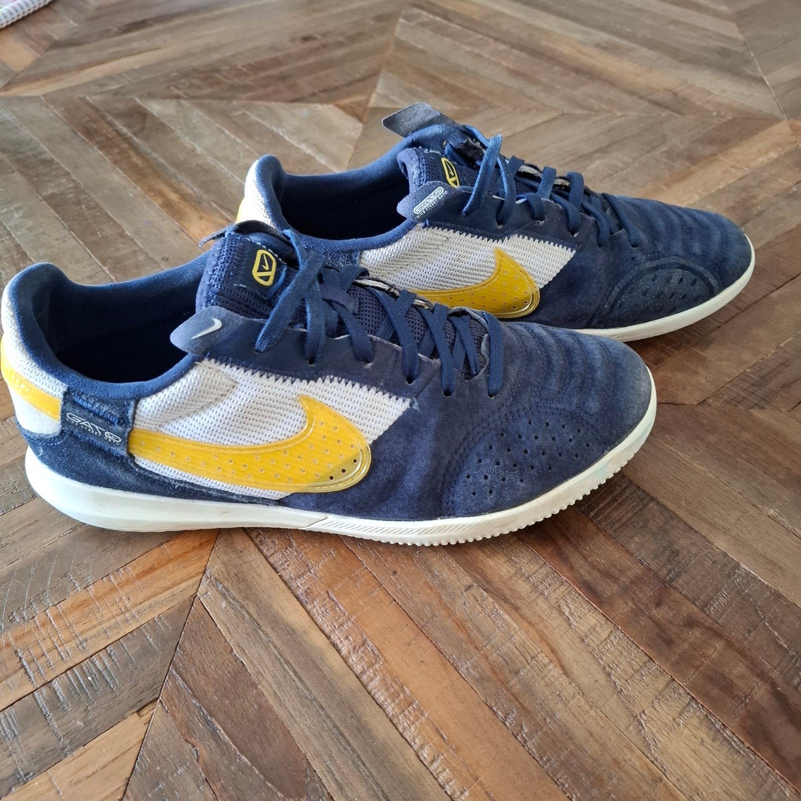 Nike zaalvoetbalschoen model Gato maat 38, Ophalen, Zo goed als nieuw, Schoenen
