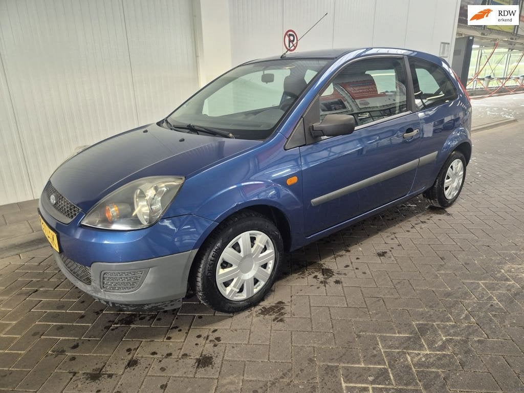 Ford Fiesta 1.3-8V Cool & Sound-Airco, Auto's, 1299 cc, 4 cilinders, Blauw, Metallic lak