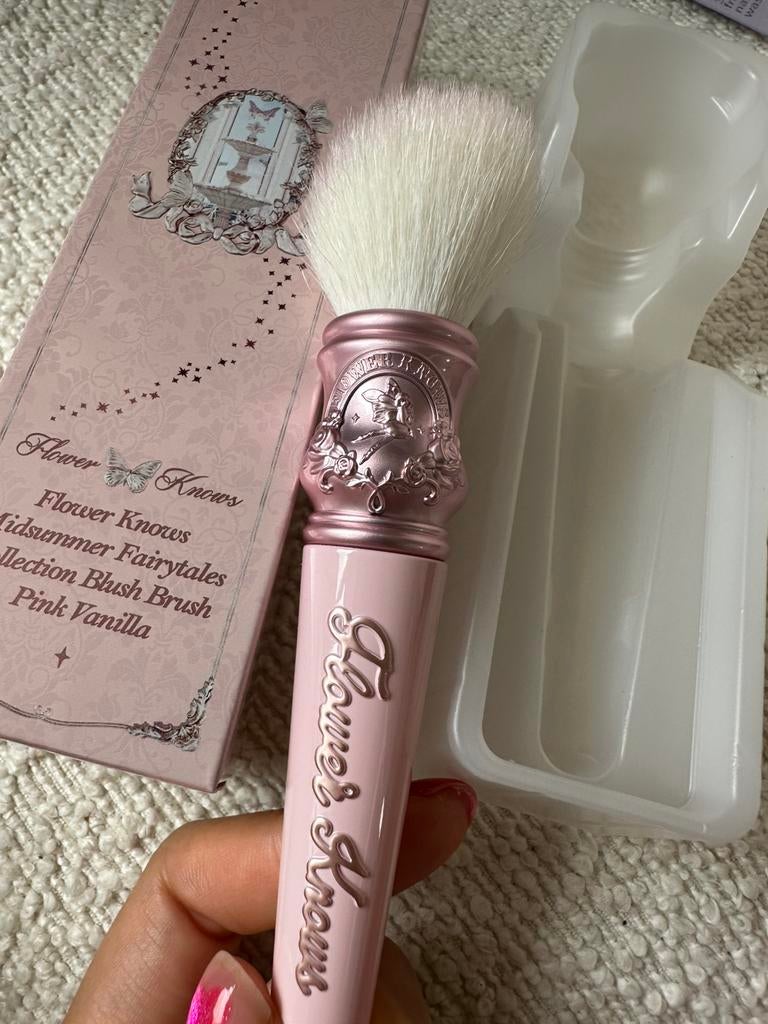 Super beautiful blush brush, Ophalen of Verzenden, Nieuw, Roze, Wangen