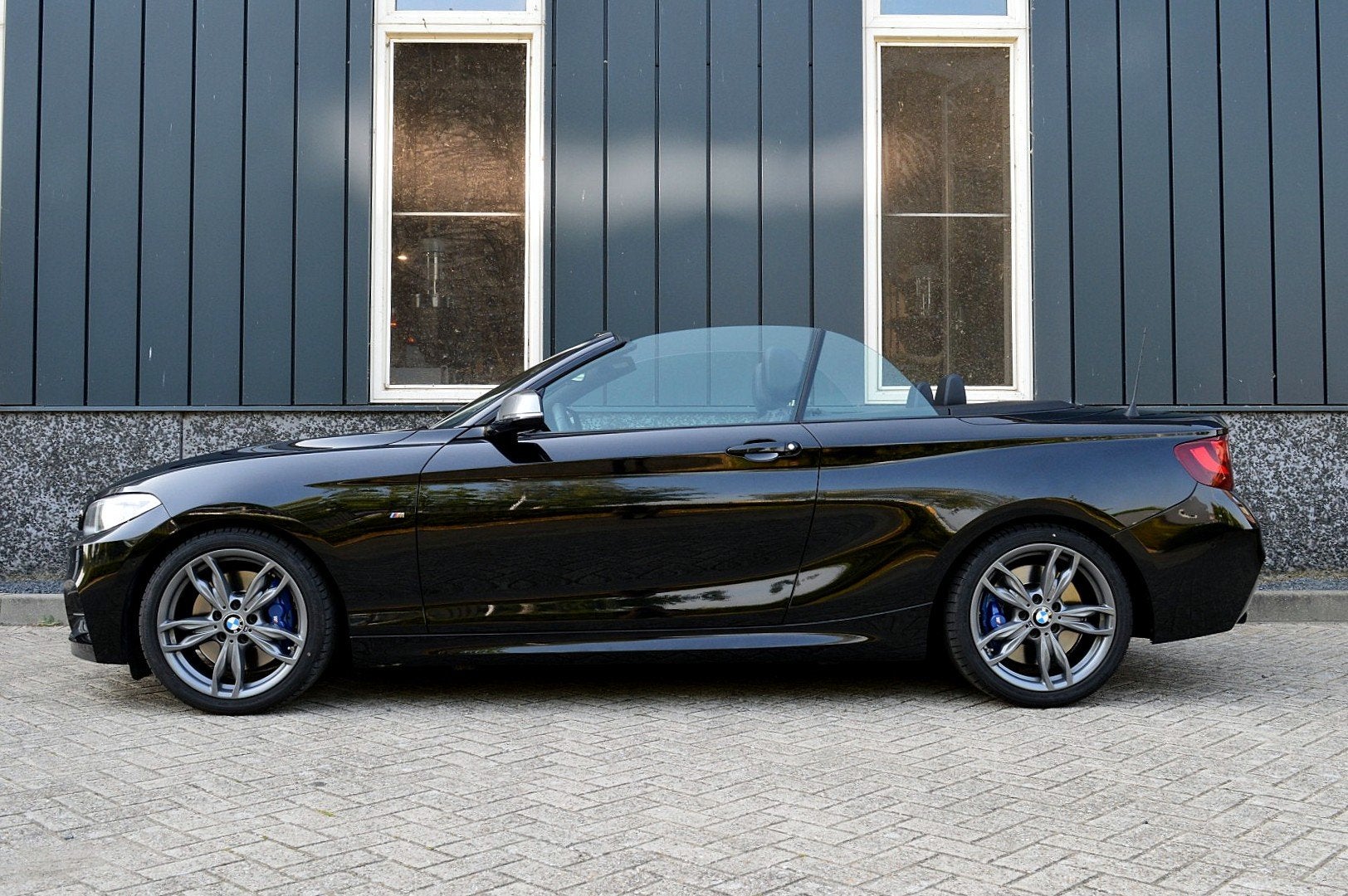 BMW 2 Serie Cabrio M240i xDrive M-Sport High Executive Rijkl, Auto's, BMW, 12 maanden, Gebruikt, 4 stoelen, Leder