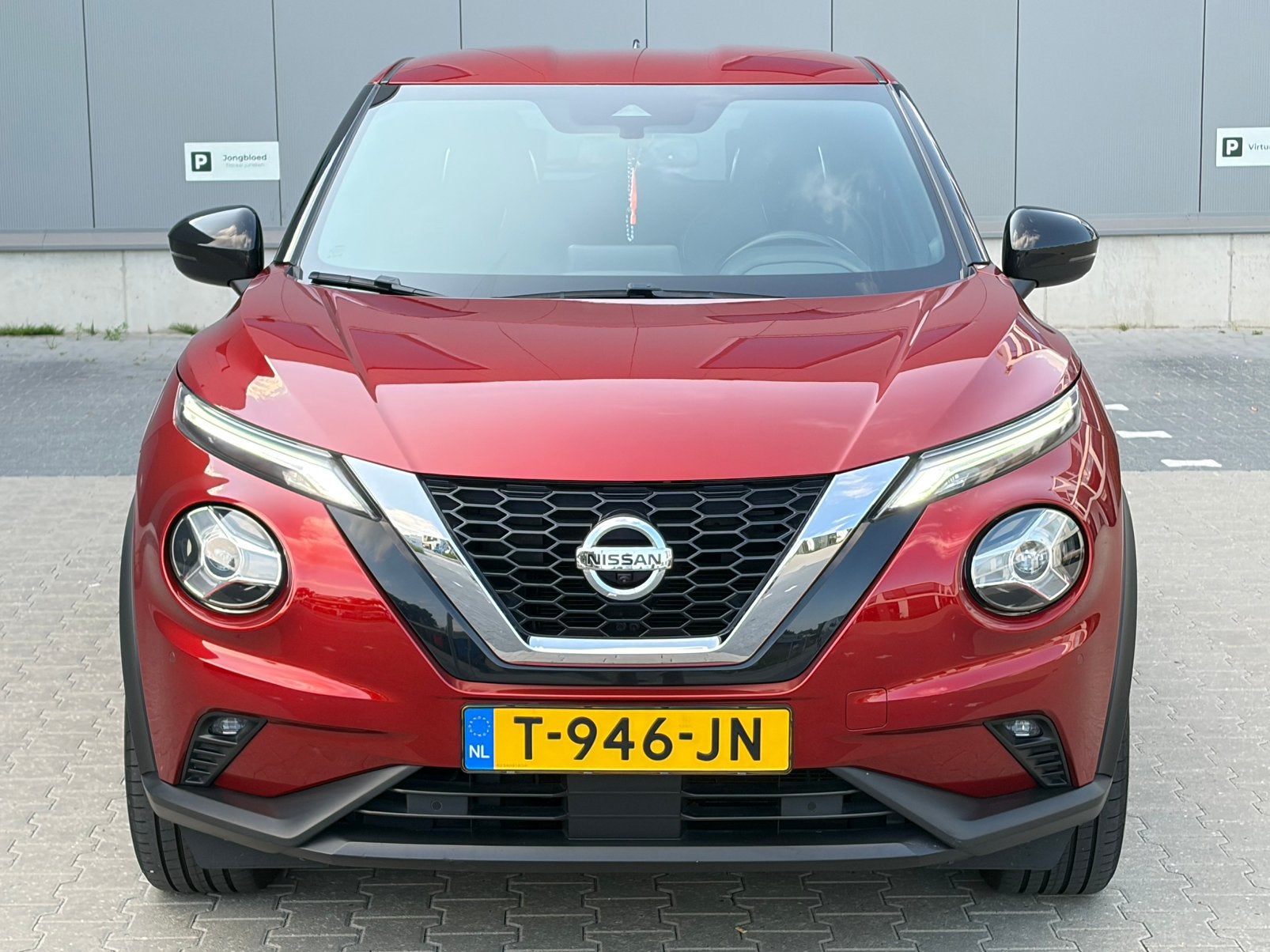 Nissan Juke 1.0 DIG-T N-Design Bose/ AUT 360 camera, 1250 kg, Zwart, Leder en Stof, Particulier