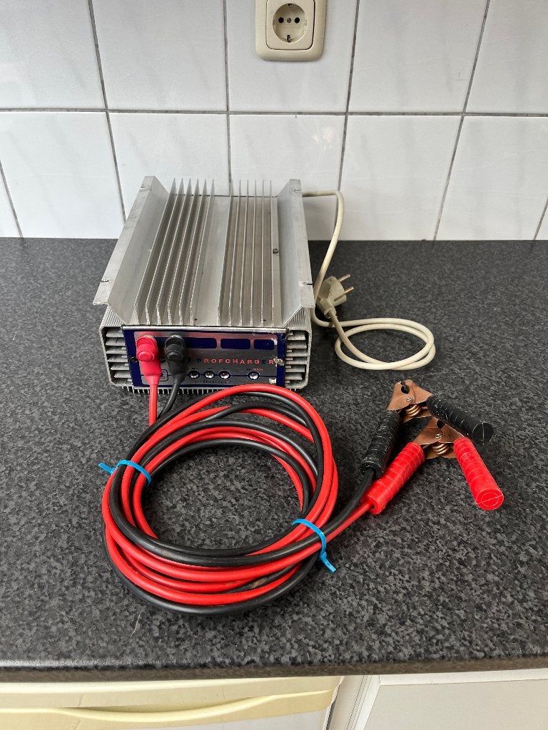 Zware Proosten acculader prof charger TBC 500 , 24 volt 20A, Ophalen of Verzenden, Gebruikt