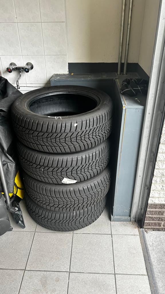 Hankook Winter i*cept evo3 X 235/55 R19 Winterbanden, Ophalen, Gebruikt