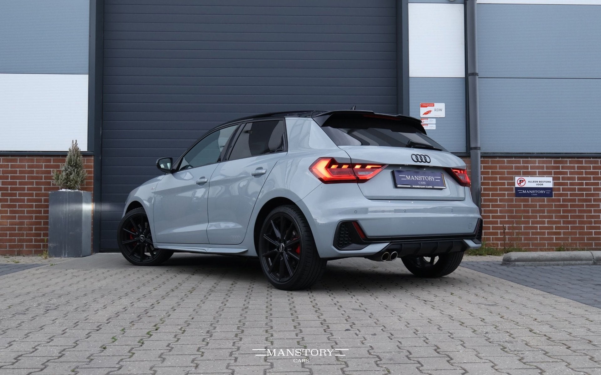Audi A1 Sportback 40 TFSI Pro Line S, Auto's, Euro 6, 4 cilinders, Bedrijf, 17 km/l