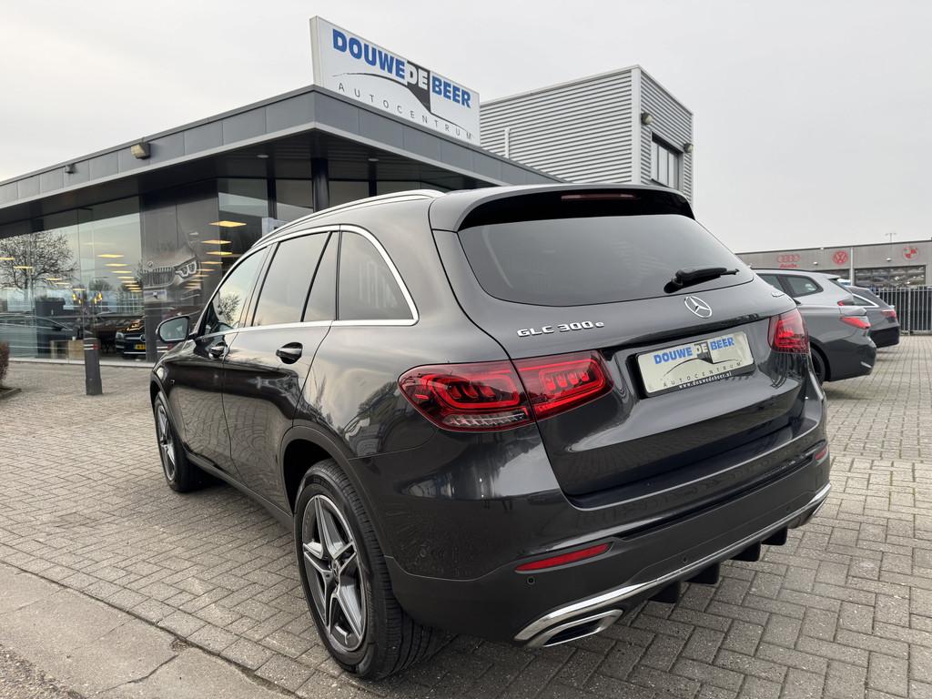 Mercedes-Benz GLC 300e 4MATIC Business Solution AMG Pano-Dak, Automaat, 12 maanden, Gebruikt, 4 cilinders