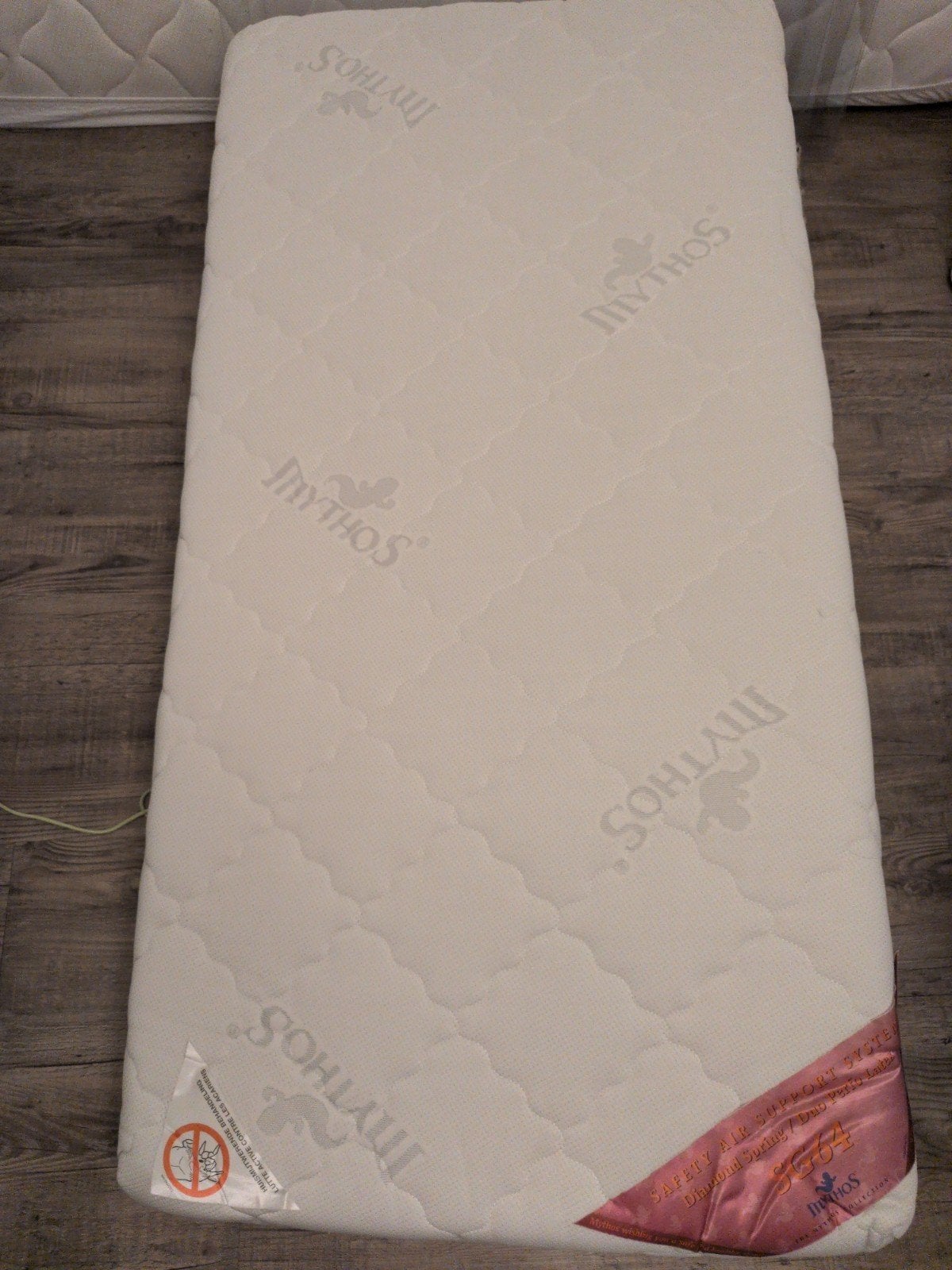 Mythos matras voor babybedje - Zo goed als nieuw, Huis en Inrichting, Ophalen, Zo goed als nieuw, Eenpersoons