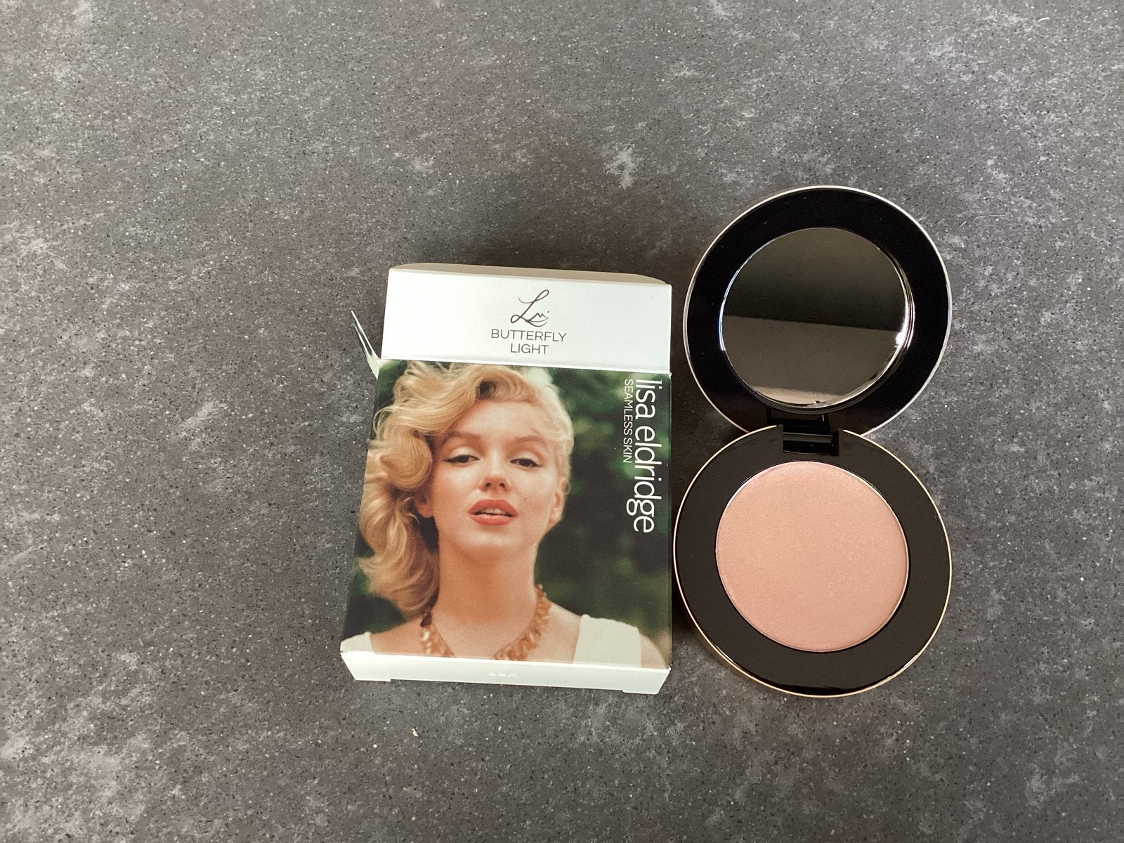 Lisa Eldridge Butterfly Light Seamless Skin Blush, Wangen, Ophalen of Verzenden, Zo goed als nieuw, Make-up
