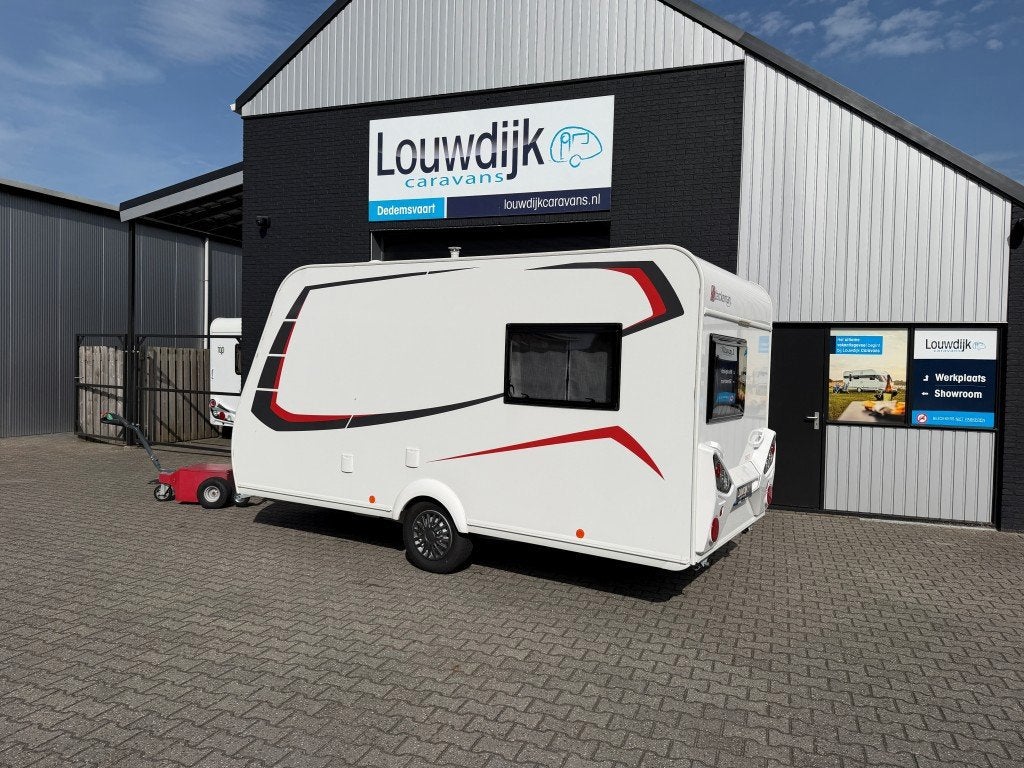 STERCKEMAN Easy 390 CP ’25 (Vastbed, 827 kg), Caravans en Kamperen, Vast bed, Sterckeman, Bedrijf, Treinzit