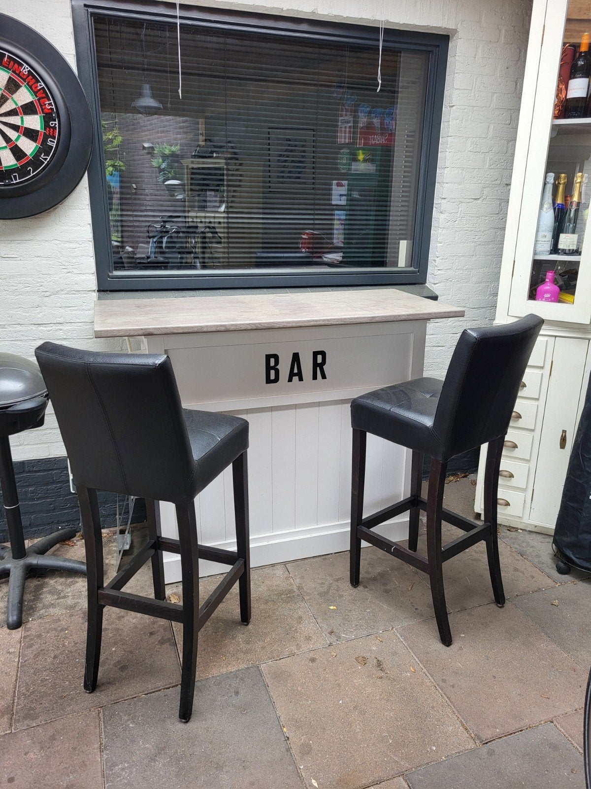 Complete Barset: Barmeubel met 2 Barkrukken, Ophalen, Gebruikt, Inclusief barstoelen