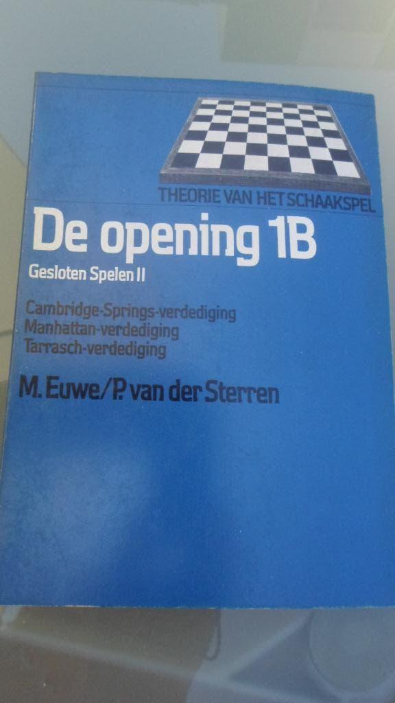 de opening 1b M. Euwe eerste druk 1981, Ophalen of Verzenden, Gelezen, Denksport