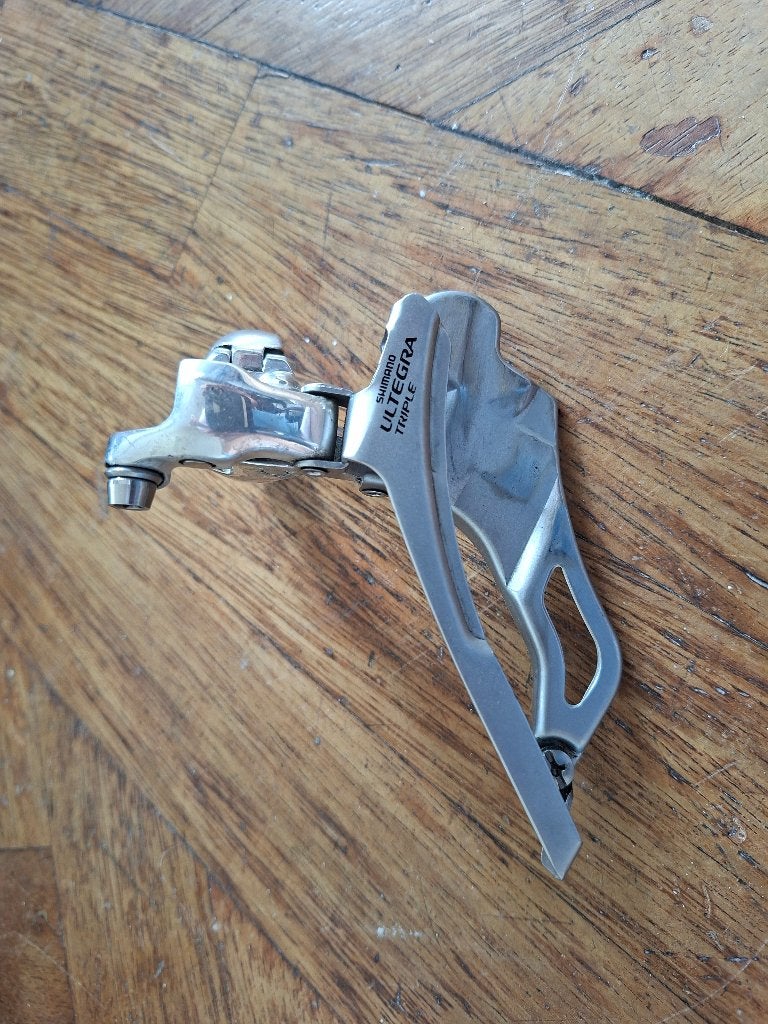 Shimano Ulterga 6600 triple voorderailleur, Shimano Ultegra, Ophalen of Verzenden, Zo goed als nieuw, Derailleur of Ketting