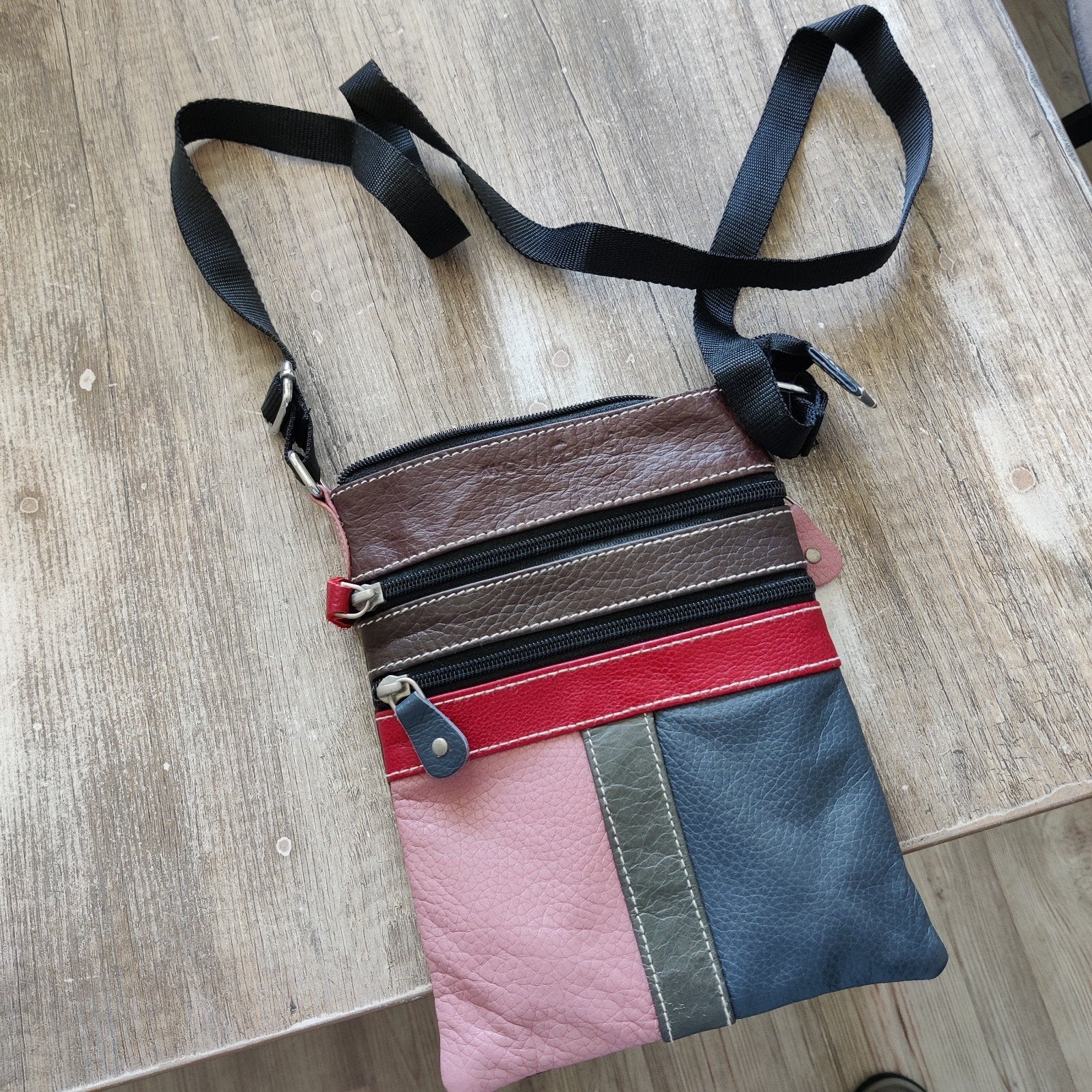 Multicolor leren schoudertasje, Sieraden, Tassen en Uiterlijk, Tassen | Damestassen, Ophalen of Verzenden, Nieuw, Overige kleuren