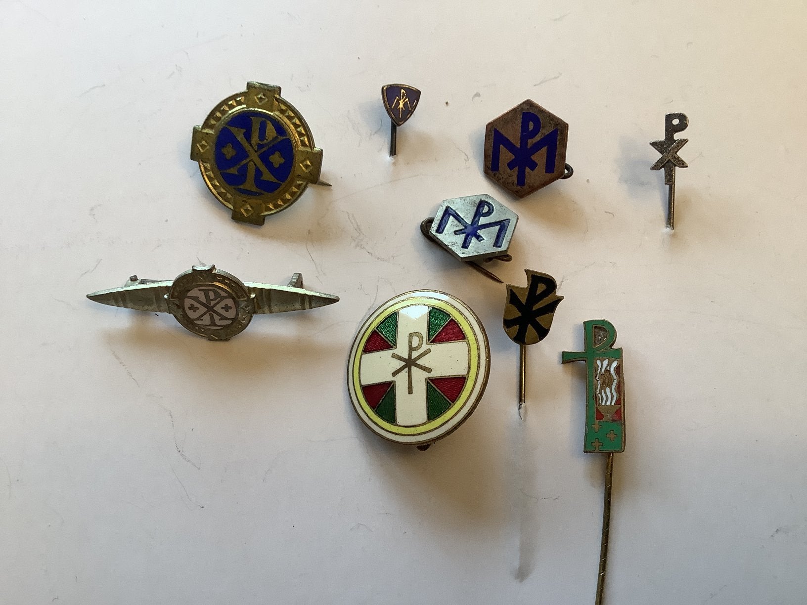 9 speldjes PAX, Verzamelen, Speldjes, Pins en Buttons, Ophalen of Verzenden, Zo goed als nieuw, Overige onderwerpen