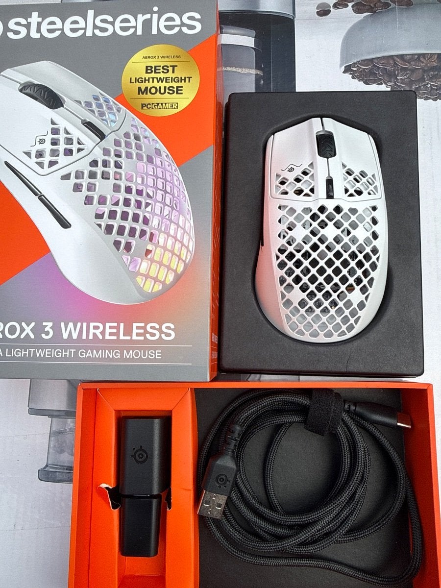 SteelSeries Aerox 3 2022 Edition - Draadloze Gaming Muis -, -, -, Ophalen of Verzenden, Zo goed als nieuw